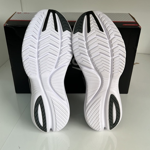 Saucony Mens Kinvara 13 - Picture 4 of 4